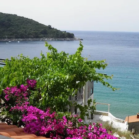 شقة In With Sea View, Balcony, Air Conditioning, Wifi 5197-2